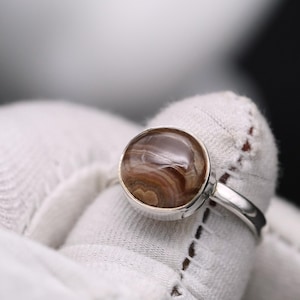Enlarged Picture Natural Banded Agate Ring, 925 Sterling Silver Ring, Banded Agate Stone, Round Agate Ring, Mother&#39;s Day Gift, Agate Rings
