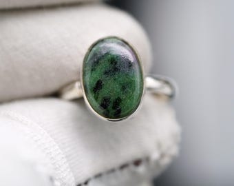 Imagen ampliada: Anillo de zoisita natural, anillo de plata de ley 925, joyería de plata hecha a mano, anillo de piedras preciosas, anillo de piedras preciosas, anillo de plata