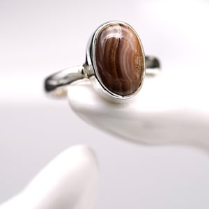 Enlarged Picture Natural Banded Agate Ring, 925 Sterling Silver Ring, Banded Agate Stone, Oval Agate Ring, Banded Agate, Agate Rings