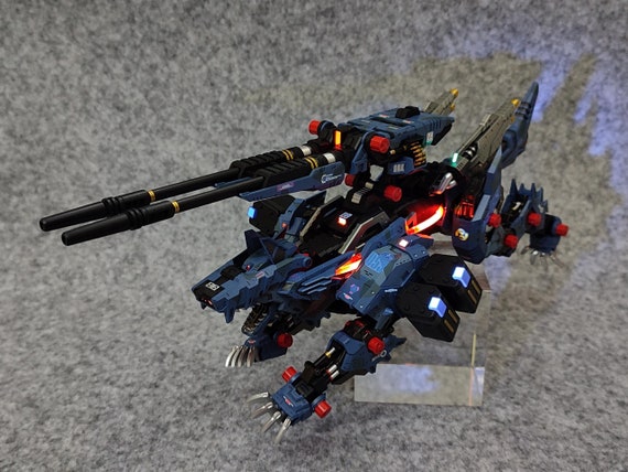 MY NEW FAVORITE ZOID KIT!!! | Zoids HMM Konig Wolf Review