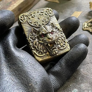 Zippo Handmade Characters Brass Tiger