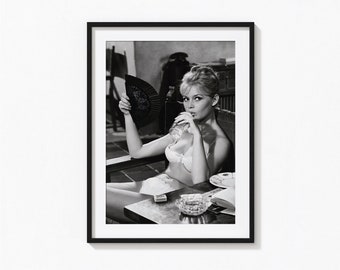 Impresión de Brigitte Bardot en bikini, arte mural vintage de Hollywood en blanco y negro, impresión vintage, impresiones fotográficas, impresión fotográfica con calidad de museo