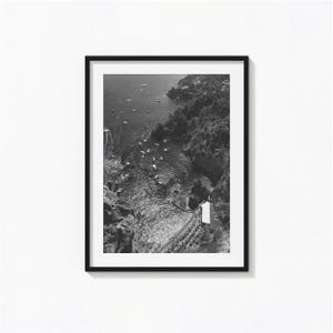 Włochy Amalfi Beach Print, Amalfi Beach Black and White Wall Art, Vintage Print, Wydruki fotograficzne, Wydruk artystyczny o jakości muzealnej