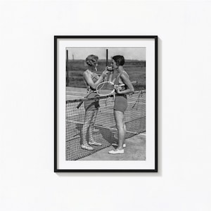 Impressão de cigarros femininos fumando, arte de parede em preto e branco de tênis vintage, impressão vintage, impressões fotográficas, impressão de arte fotográfica com qualidade de museu