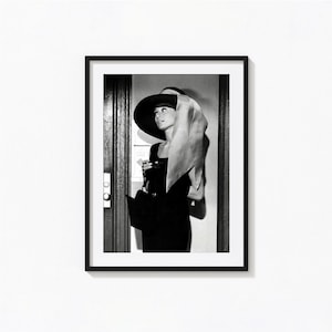 Impresión de Audrey Hepburn, cartel de Desayuno en Tiffany's, arte de pared en blanco y negro, impresión vintage, impresiones fotográficas, impresión fotográfica de calidad de museo