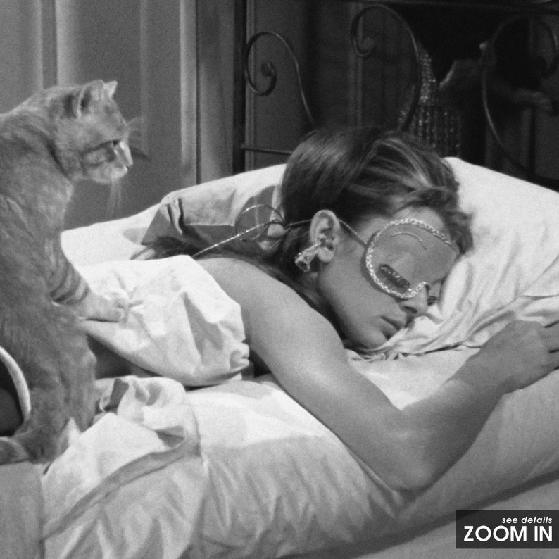 Audrey Hepburn Print, Frühstück bei Tiffany Poster, Schwarz-Weiß-Wandkunst, Vintage-Druck, Fotografie Drucke, Fotodruck in Museumsqualität Bild 4