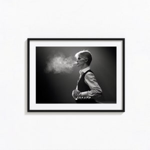David Bowie Print, David Bowie Smoke Poster, schwarz und weiß Wandkunst, Vintage Print, Fotografie Drucke, Foto Kunstdruck in Museumsqualität