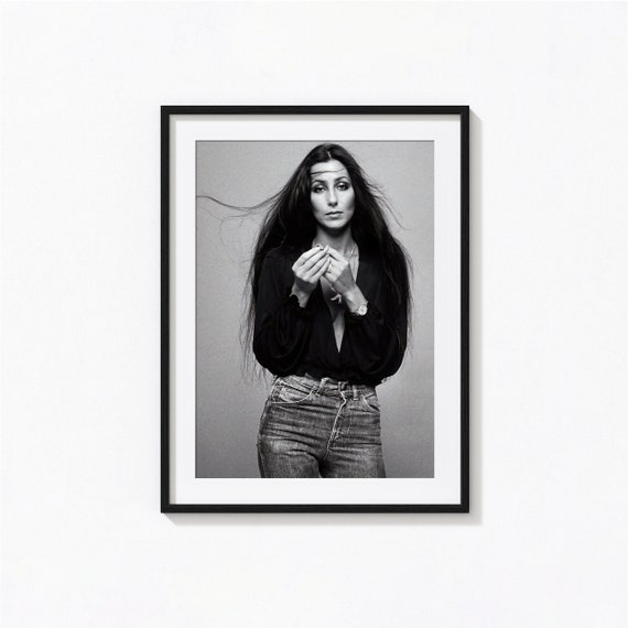 Cher  LE CHER IN NOCHE HIPPIE – THE NEW ARRIVALS İlkyaz Özel