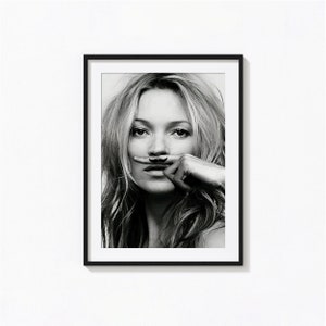 Kate Moss Druck, Schnurrbart Finger, Mode Poster, Schwarz Weiß Wandkunst, Vintage Druck, Fotografie Drucke, Druck in Museumsqualität