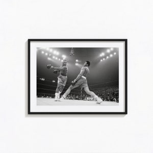 Stampa Muhammad Ali vs Joe Frazier, Muhammad Ali arte da parete in bianco e nero, stampa vintage, stampe fotografiche, stampa artistica fotografica di qualità museale