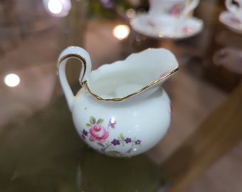 Vintage Royal Chelsea Inglés Bone China Plato pequeño para leche/crema