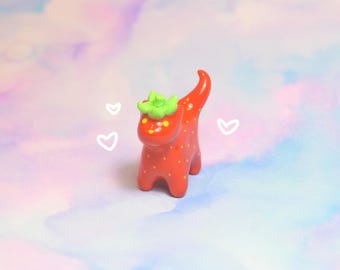 Strawberry Cat Decoration Desk Buddy Kitty Cute Decor Curio Shelf Small Kawaii Gift Clay Collectible Figurine