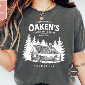 Comfortkleuren T-shirt Wandering Oaken's Trading Post en Sauna, Arendelle-shirt, Disney Frozen-shirt, Frozen Disney-T-shirt, Disney Dad-shirt