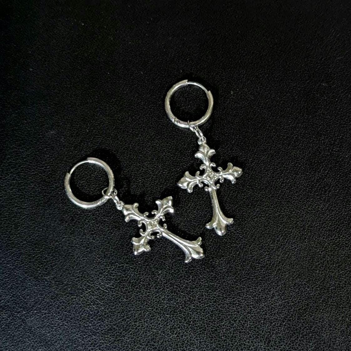 Women's Small Cross Earrings in Silver
