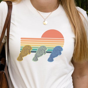 Manatee T-Shirt, Cool Manatee Shirt, Retro T-Shirt, Retro Manatee, Manatee Lover Gift, Birthday Gift, Christmas Gift, Gift for Mom, Dad Gift