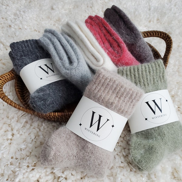 Chaussettes d'hiver pour femmes chaudes et douces unies en laine angora duveteuse, cadeau de Noël de haute qualité