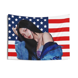 Itzy Yeji in Denim American Flag, Itzy Yeji American Tapestry, Itzy Gold, Itsy Tour 2024