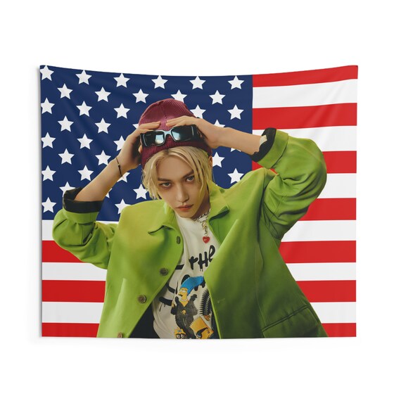 LEVLSスタジャン　FELIX Stray Kids Felix in Green Jacket American Flag, Felix