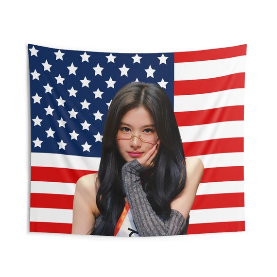 TWICE THIS IS FOR アメリカ盤 サイン サナ SANA US TWICE Sana for GRAFF Japan | 2023 | kpopping