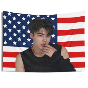 ZB1 Gunwook Black Sleeveless Shirt American Flag, Zerobaseone Gunwook American Tapestry, Zerobaseone Yura Yura, ZB1 Sweat,  ZB1 Feel The Pop