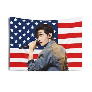 Profil boczny Sunghoon Flaga amerykańska, Baner koncertowy Enha, Flaga Enha Kpop, Enha Walk The Line, Światowa trasa Walk The Line 2025