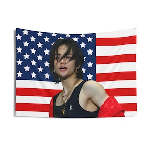 Enha Niki Peace Sign American Flag, Enha Concert Banner