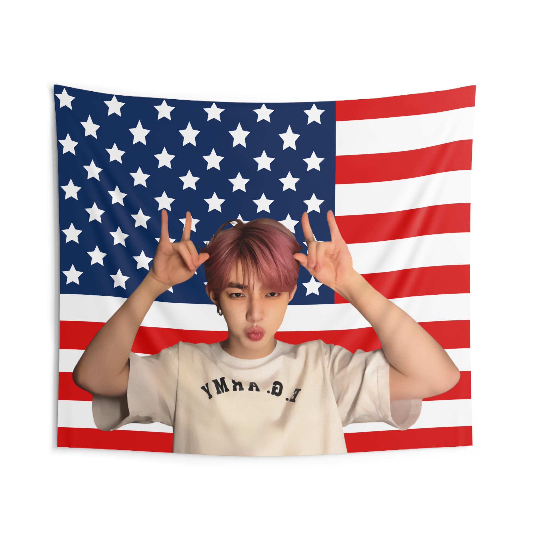 BTS  IMAGE FLAG ［V］ Zhang Hao Funny Pose American Flag, Zerobaseone Concert