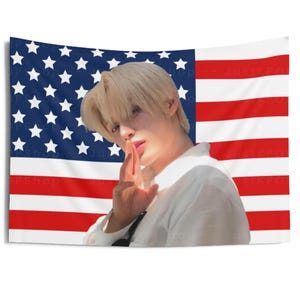 ZB1 Jiwoong Stunning in Blonde Hair American Flag, Zerobaseone Jiwoong American Tapestry, ZB1 Good So Bad, Zerobaseone Tour 2024
