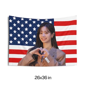 TWICE SIGNAL タペストリーSANA il_fullxfull.6013410404_dujm.jpg