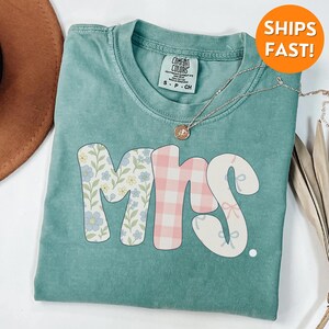 Comfort Colors® Wife Shirt, New Wife Shirt, New Wife Gift, Custom Wife Shirt, Custom Mrs. Shirt, Mrs T Shirt, Mrs Shirt, Wife Sweatshirt