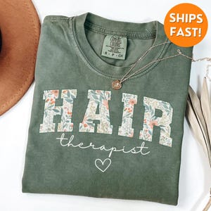 Comfort Colors® Hairstylist Shirt, Hairstylist TShirt, retro hairstylist shirt, hairdresser tshirt, hairstylist sweatshirt, hairdresser gift