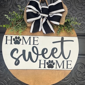 Door Decor | Round Door Hanger | Front Door | Door Sign | Welcome | Dog Sign | Paw Print Decor | Dog Decor
