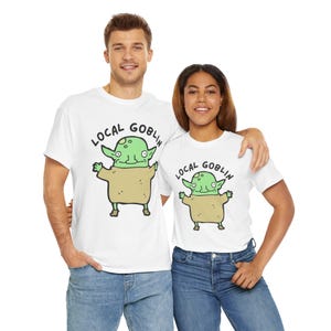 Lustiges Lokales Goblin T-Shirt, Unisex Baumwoll T-Shirt, süßes Geschenk für Gamer, Halloween Kleidung, Fantasy Humor Bekleidung