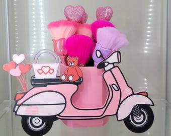 Pink Scooter Makeup Brush Holder – Fun Vanity Organizer