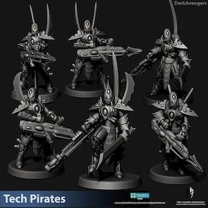 Puede incluir: Una colección de seis figuras en miniatura grises de guerreros futuristas, cada uno posando con armas y armadura. Las figuras están sobre bases circulares, con el texto "Tech Pirates" en la parte inferior.