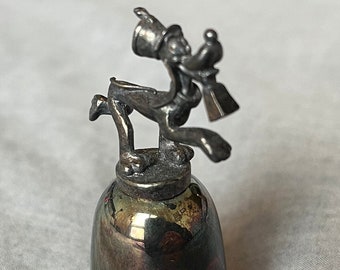 Campana di Plutone in argento placcato e peltro del 1987 - New England Collector's Society