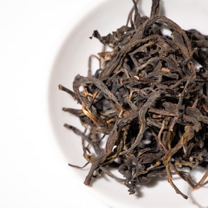 Thai Sheng Pu-Erh Loose Leaf Tea: Smokey Caramel Aroma (50g)