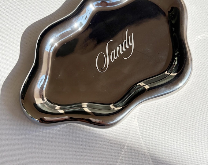 Engraved Silver Jewelry Dish Bridesmaid Gift Personalized Vanity Dish Best Friend Birthday Gift Bridal Party Wedding Catchall Ring Holder
