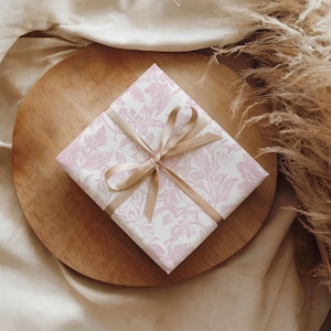 Rotolo di carta da regalo in tessuto rosa francese, carta da regalo in tessuto Chinoiserie, carta da regalo per baby shower, carta da regalo a tema per addio al nubilato, carta velina rosa antico