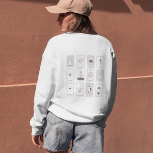 Tarot Card Back Print Sweatshirt, Gildan Unisex Heavy Blend ™ Crewneck, Mondphasen Sweatshirt, Sternzeichen Geschenkideen, Astrologie Sweatshirt