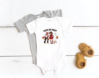 Trick or Treat Baby Bodysuit, Halloween Baby Clothes, Halloween Family outfits, Spooky Baby, Fall Clothing, Retro cartoon outfit