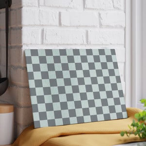 Glass Cutting Board, Check Cutting Board, Retro Kitchen Accessory, Housewarming gift, Hostess gift, Kitchen Essentials, Charcuterie Board