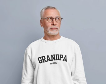 Grandpa 2024 Sweatshirt, Gildan Unisex Crewneck, New Grandpa Sweatshirt, Pregnancy Announcement Gift, New Grandparent, Papa 2024 Sweatshirt