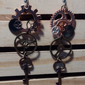 Steam punk style earrings, gear earrings, gears, earrings, mechanical