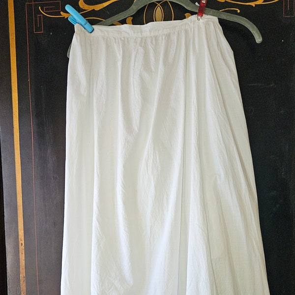 1900's Victorian White Petticoat with Eyelet Flonnce