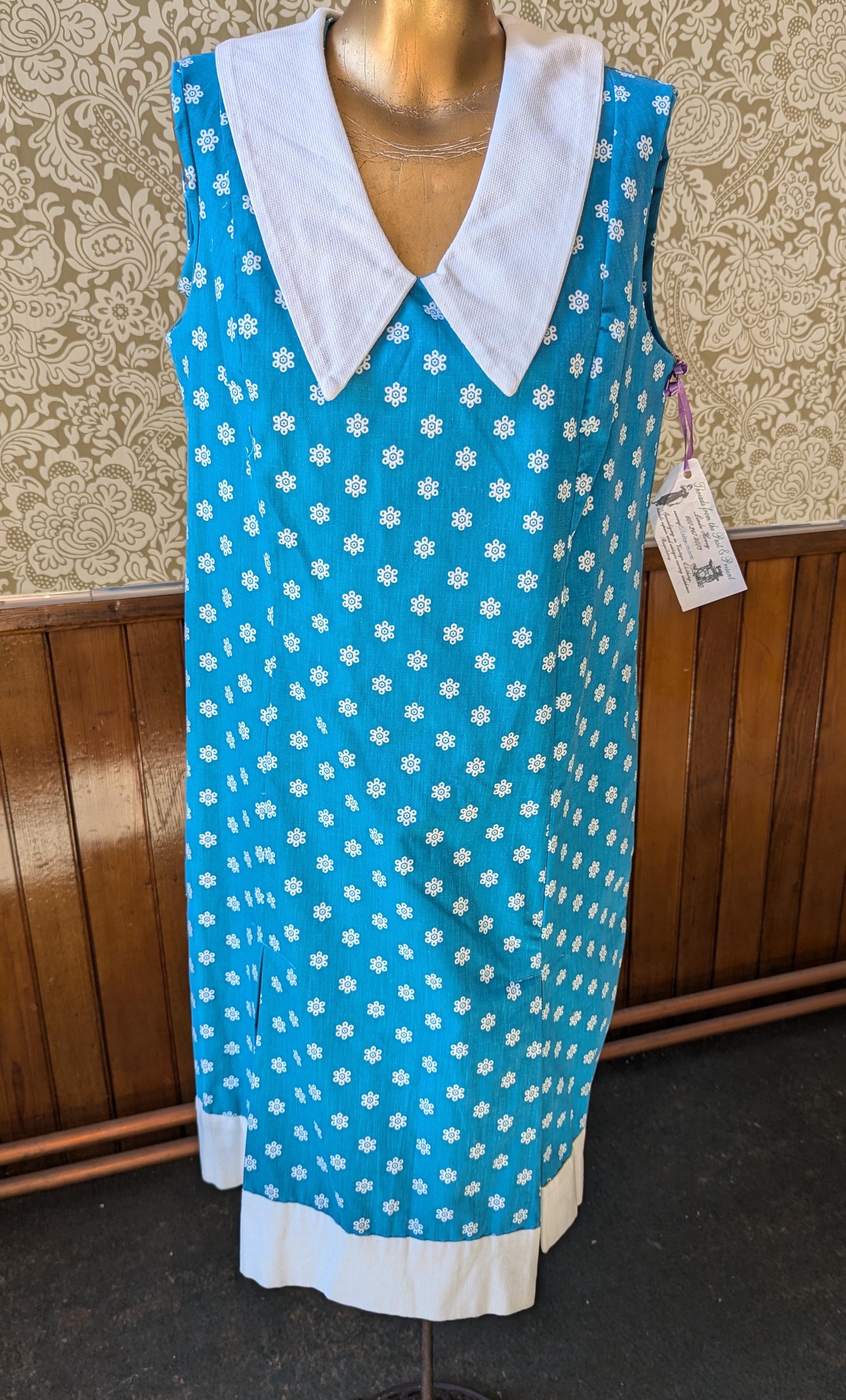 Vintage 1960's Sheath Dress.