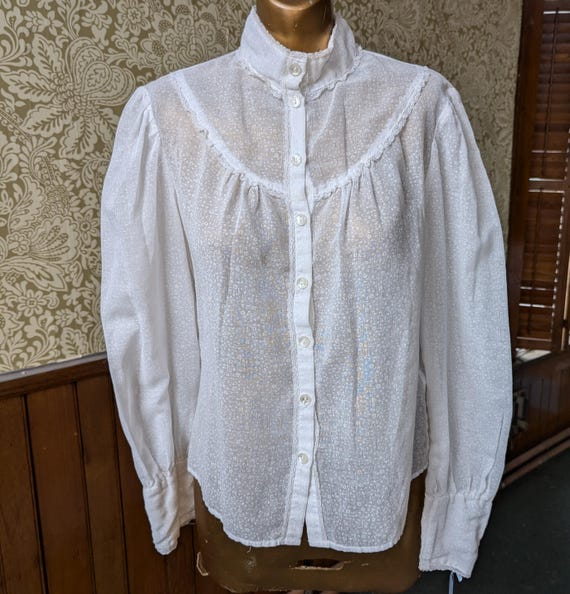 Vintage 1970's Prairie-Style Blouse. - image 1