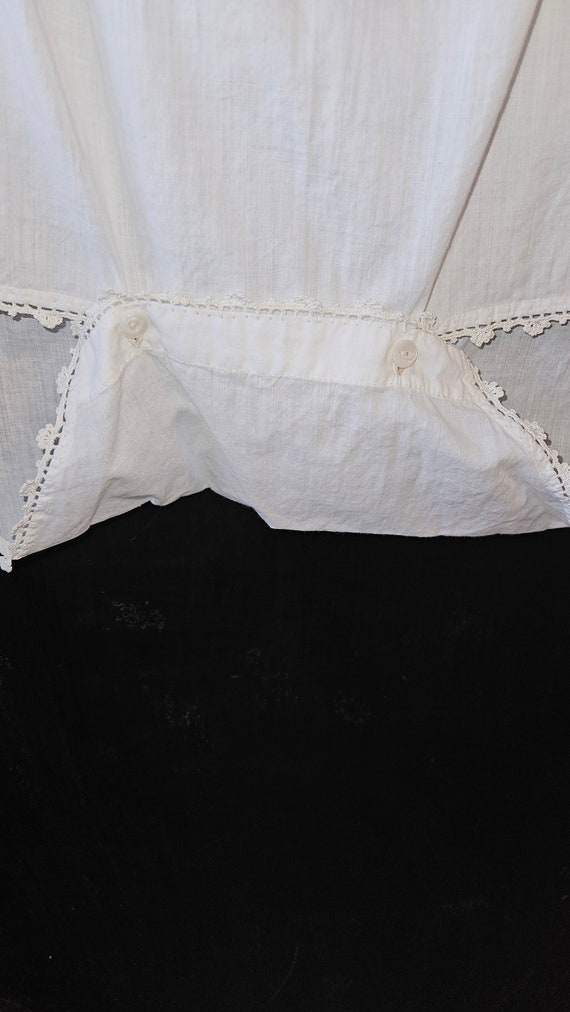 1910-1920s Cotton Lawn Chemise with Crocheted Yoke - image 4