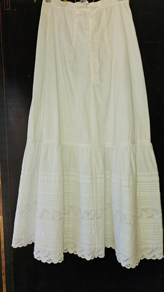 1800s (Late) Cotton Underskirt