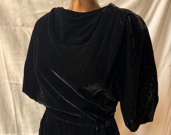 Vintage 1940s Velvet Dress